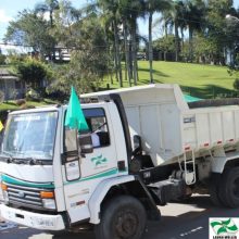 Caminhão da Prefeitura de Lauro Müller, cliente Golden Frotas